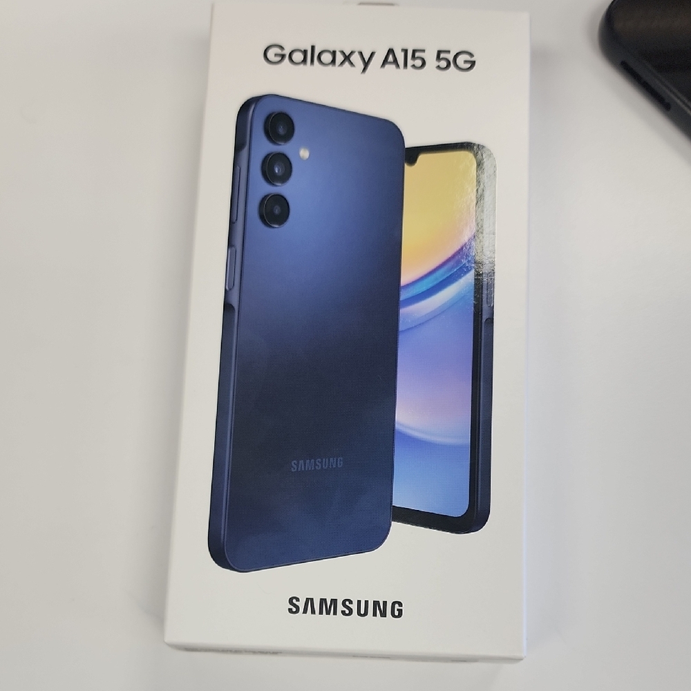 Samsung Galaxy A15 5G Black Modern Design Triple Camera